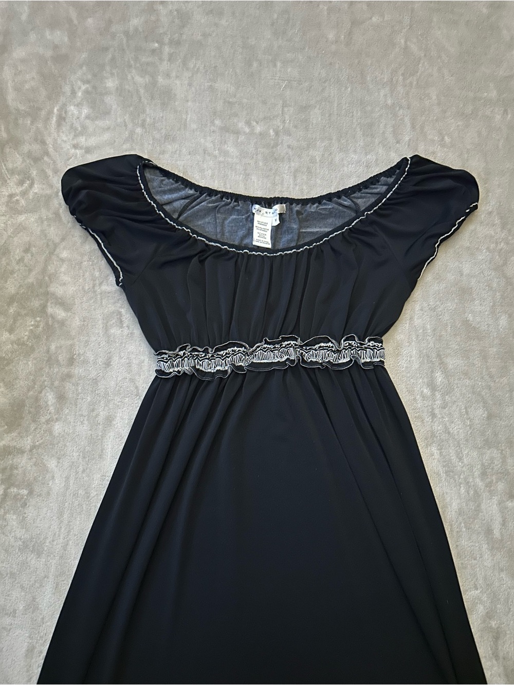Max Studio Black Midi Dress with White Border Pattern Size M - Picture 2 of 5